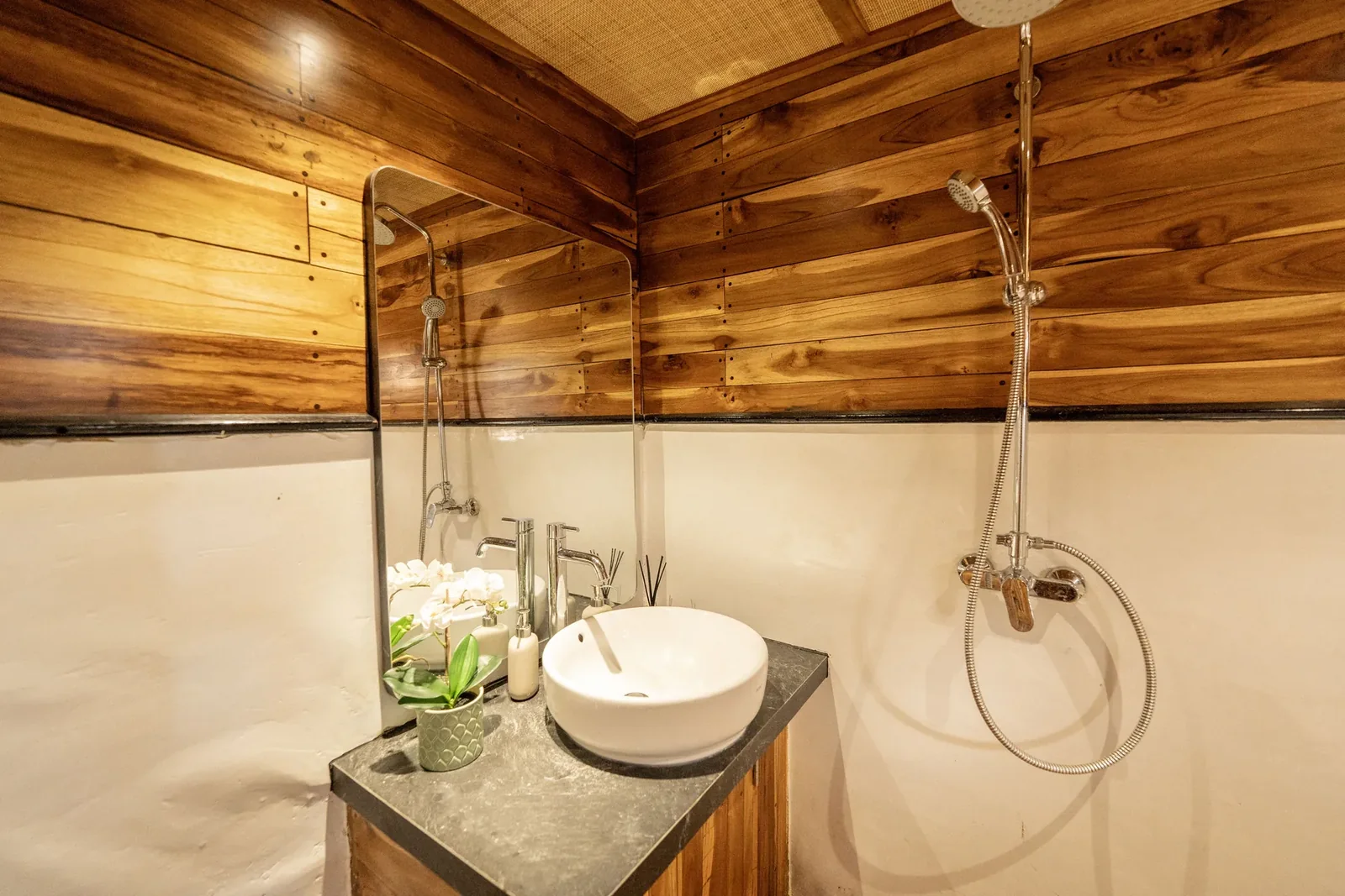 Superior Cabin