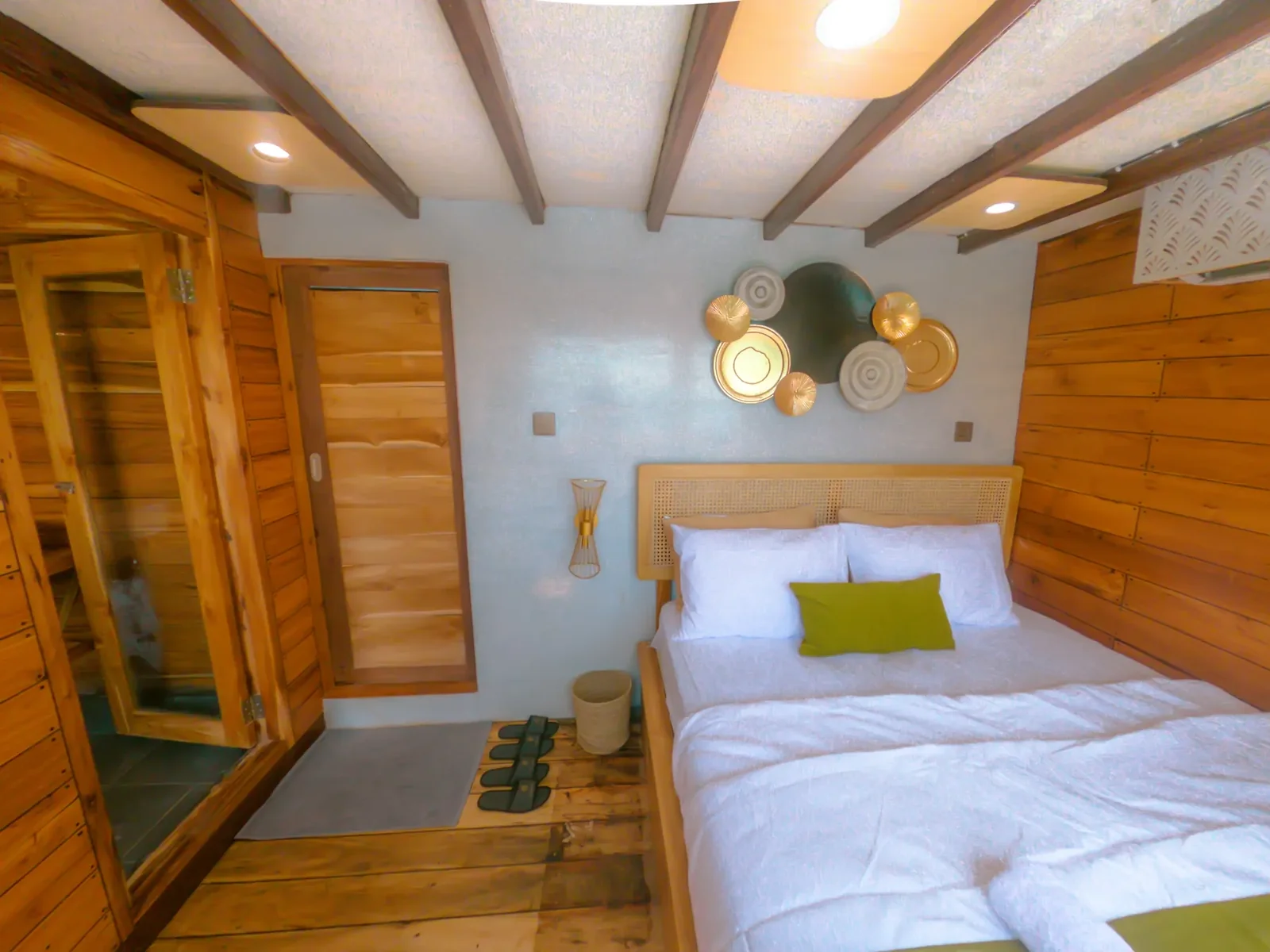 Deluxe Cabin