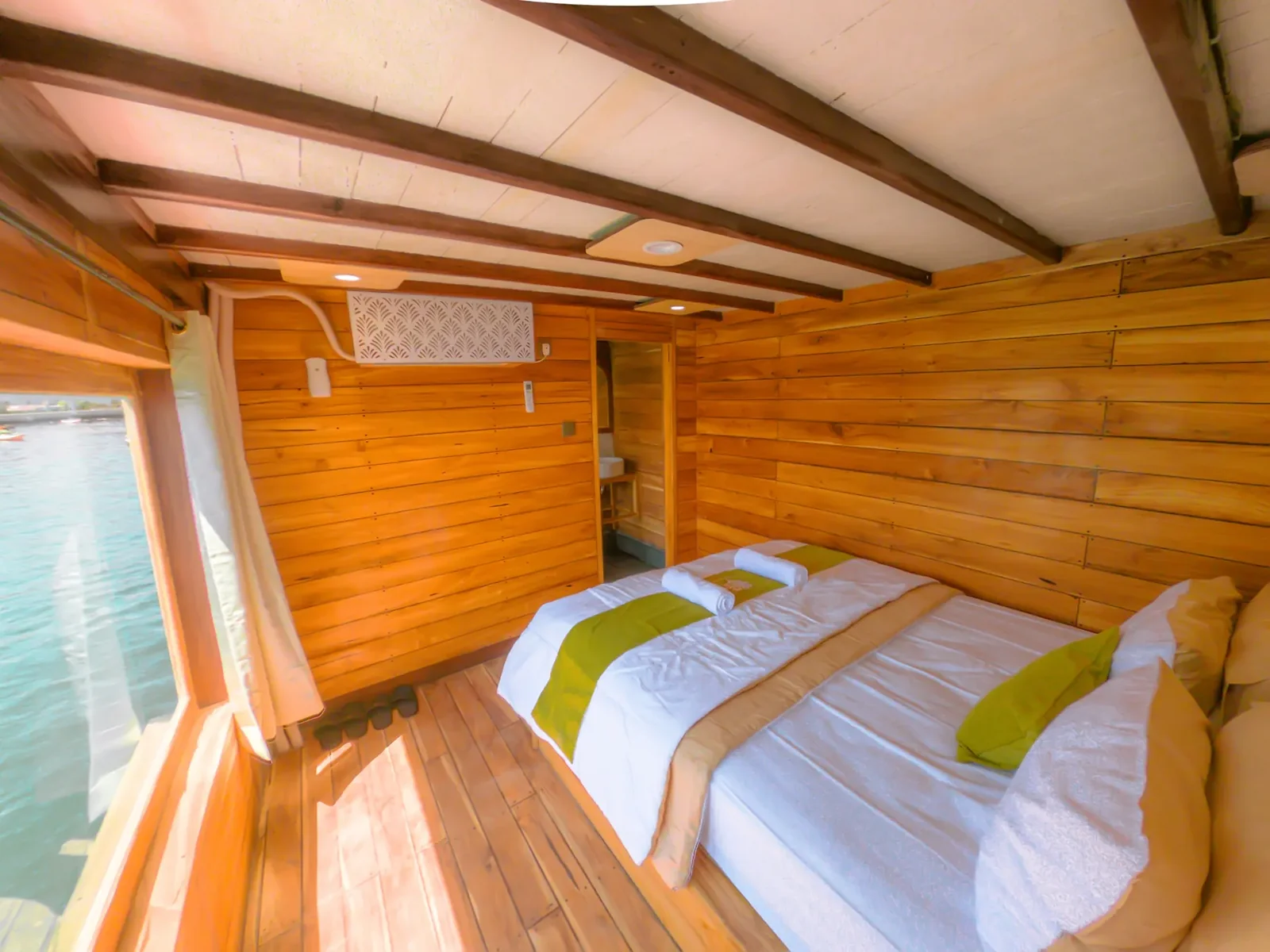 Signature Cabin