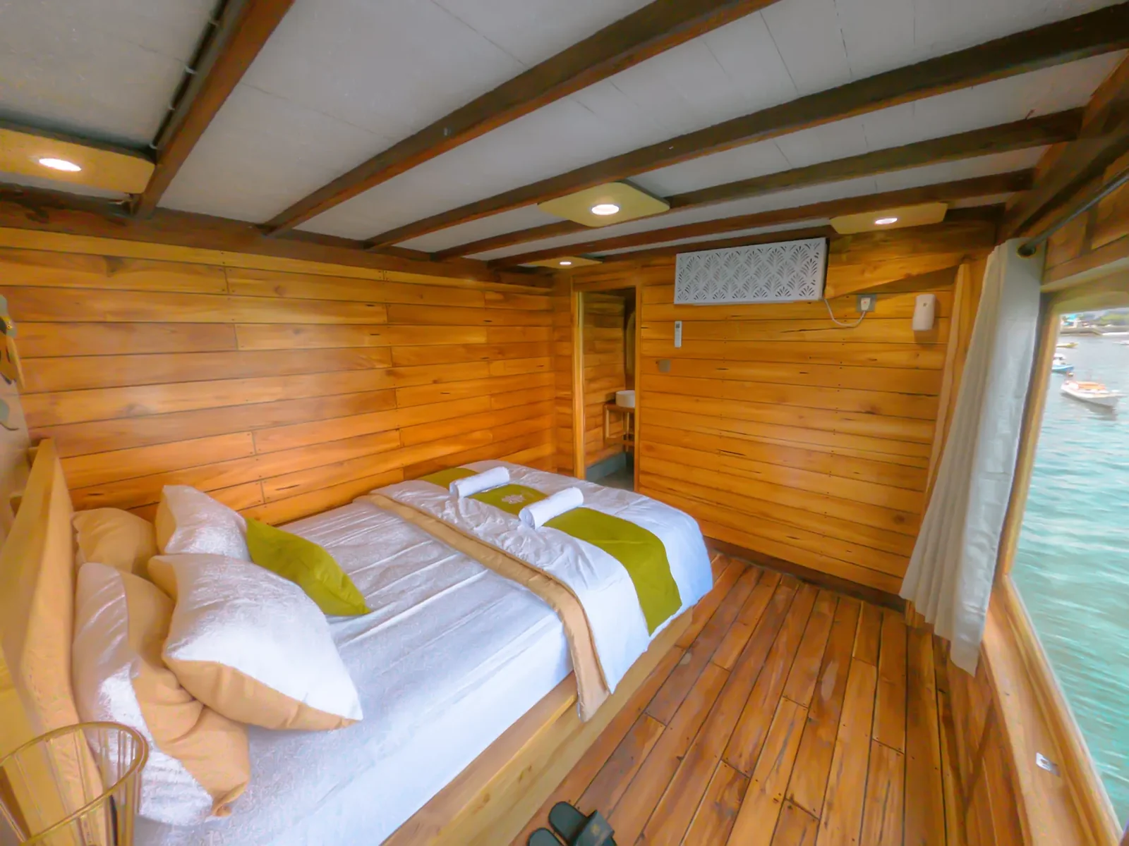 Signature Cabin