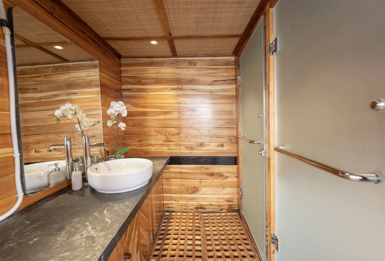 Royal Master Cabin