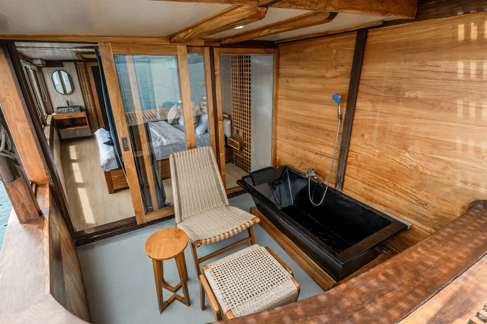 Signature Cabin