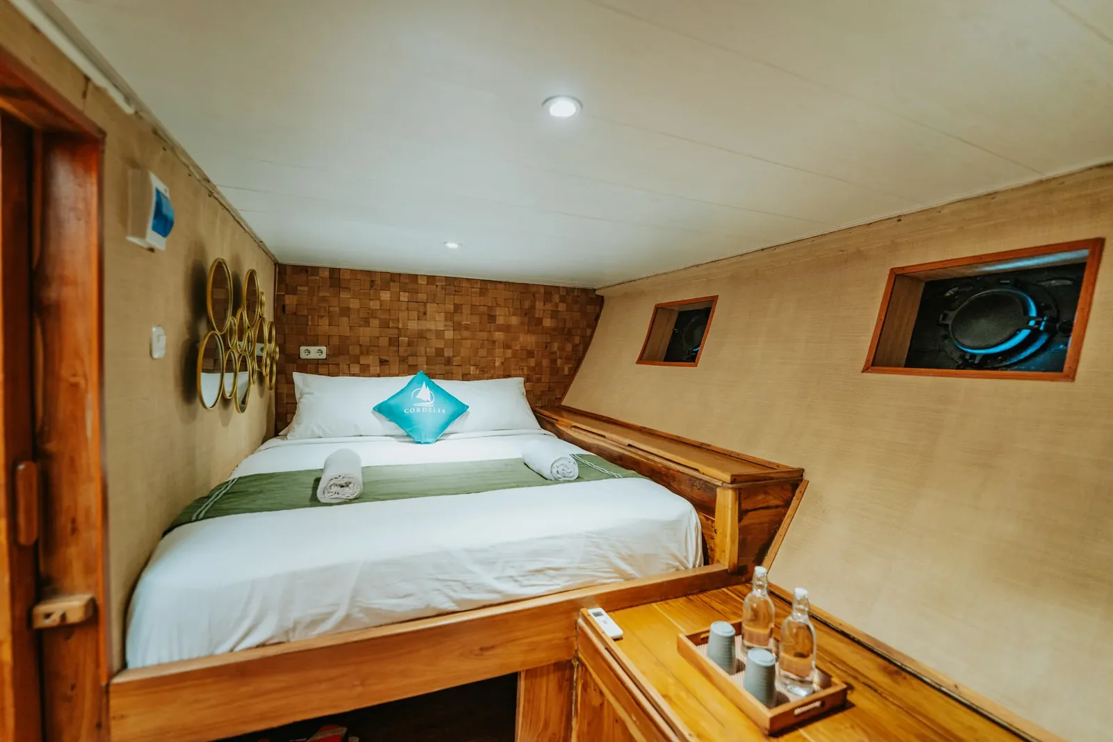 Pearl Cabin