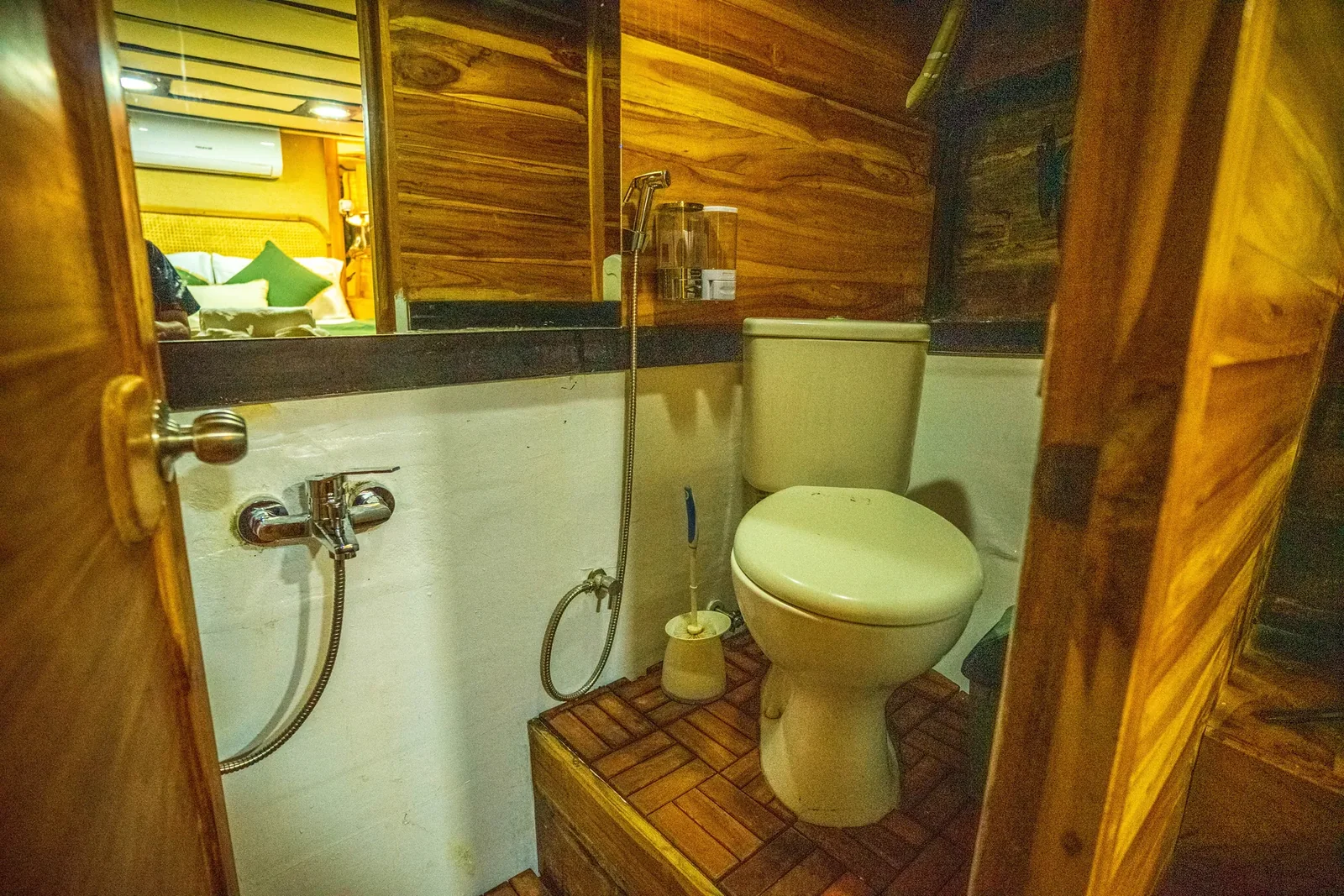 Superior Cabin