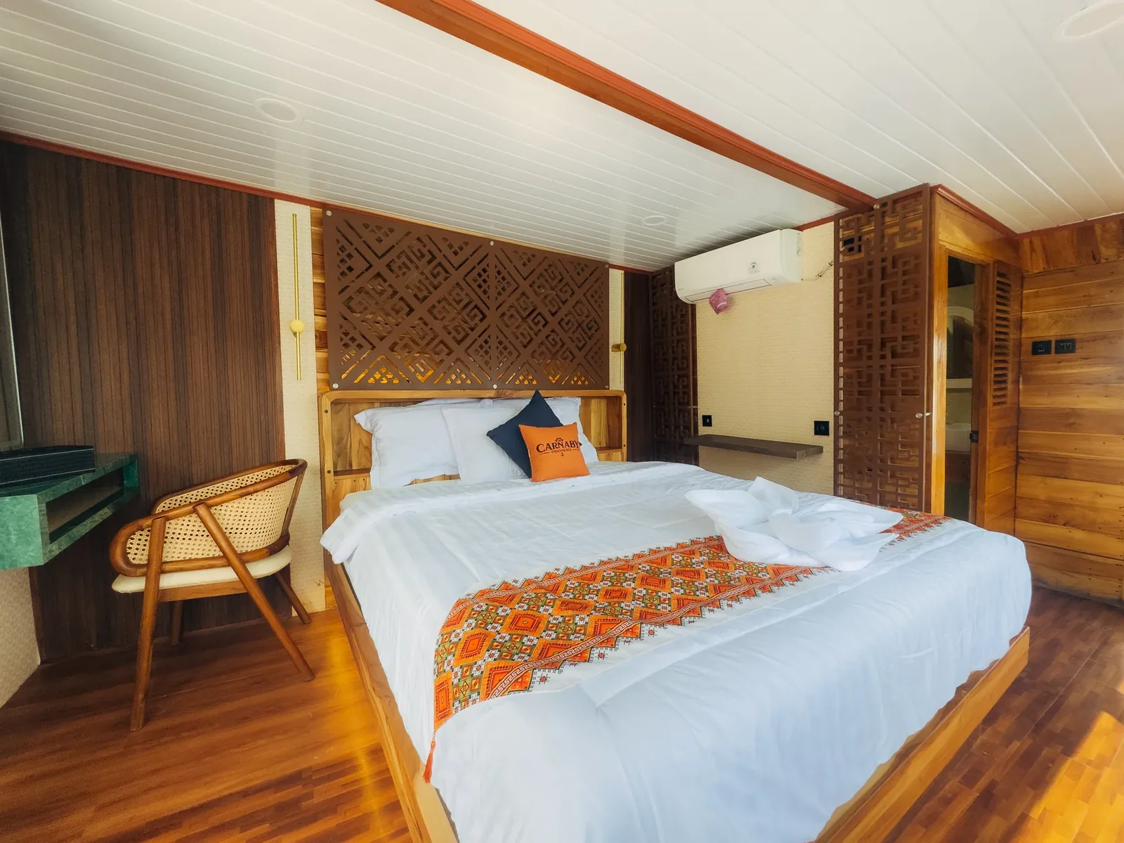 Master Cabin