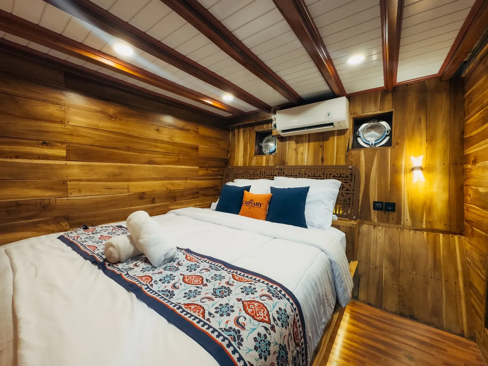 Superior Cabin 1