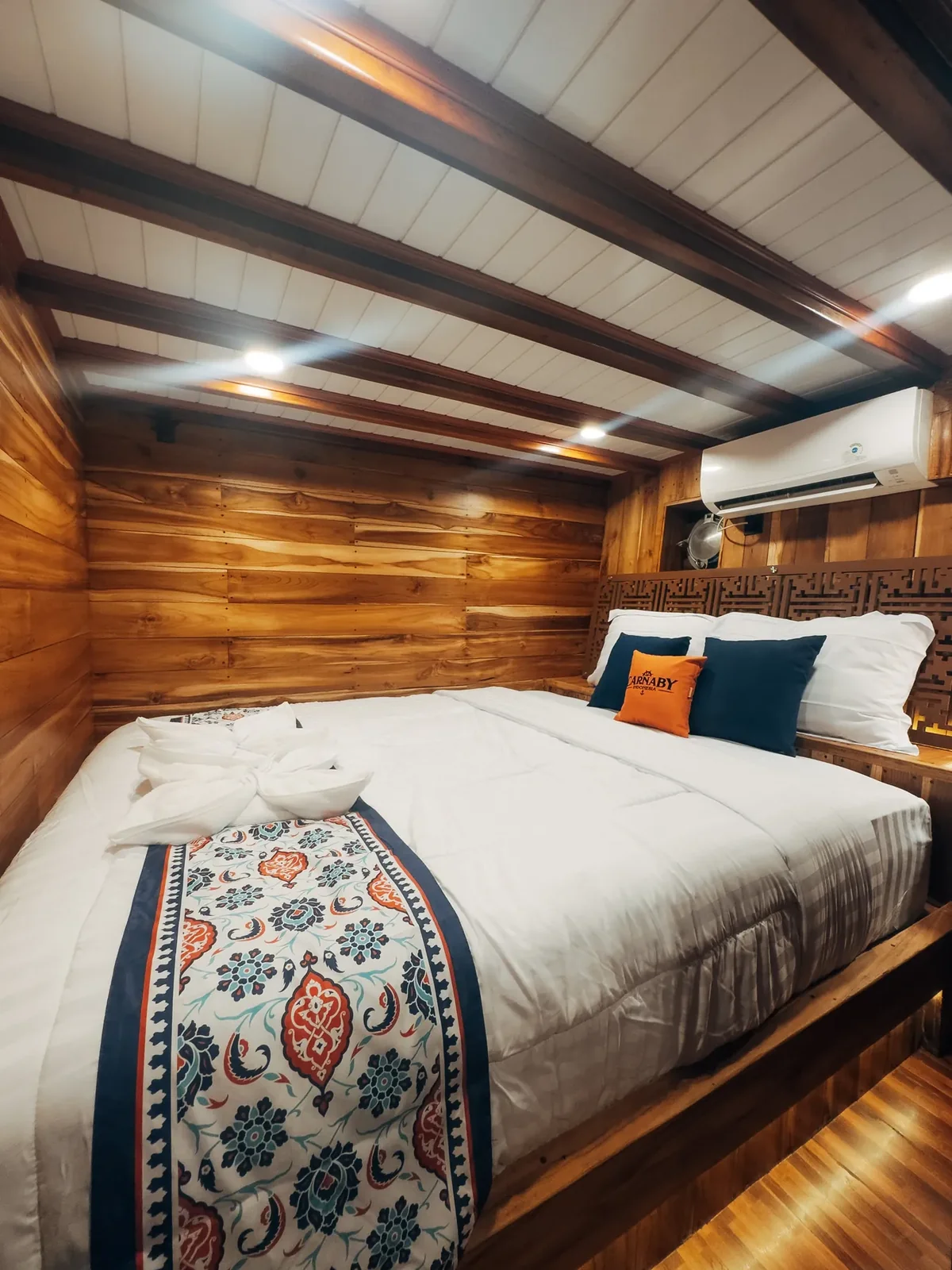 Superior Cabin 1