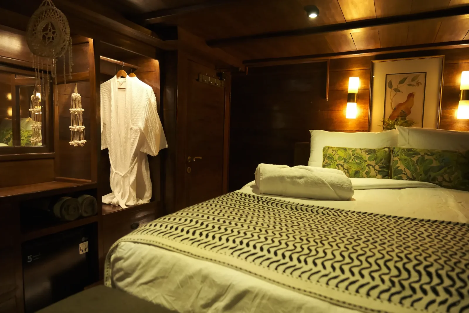 Deluxe Cabin 1