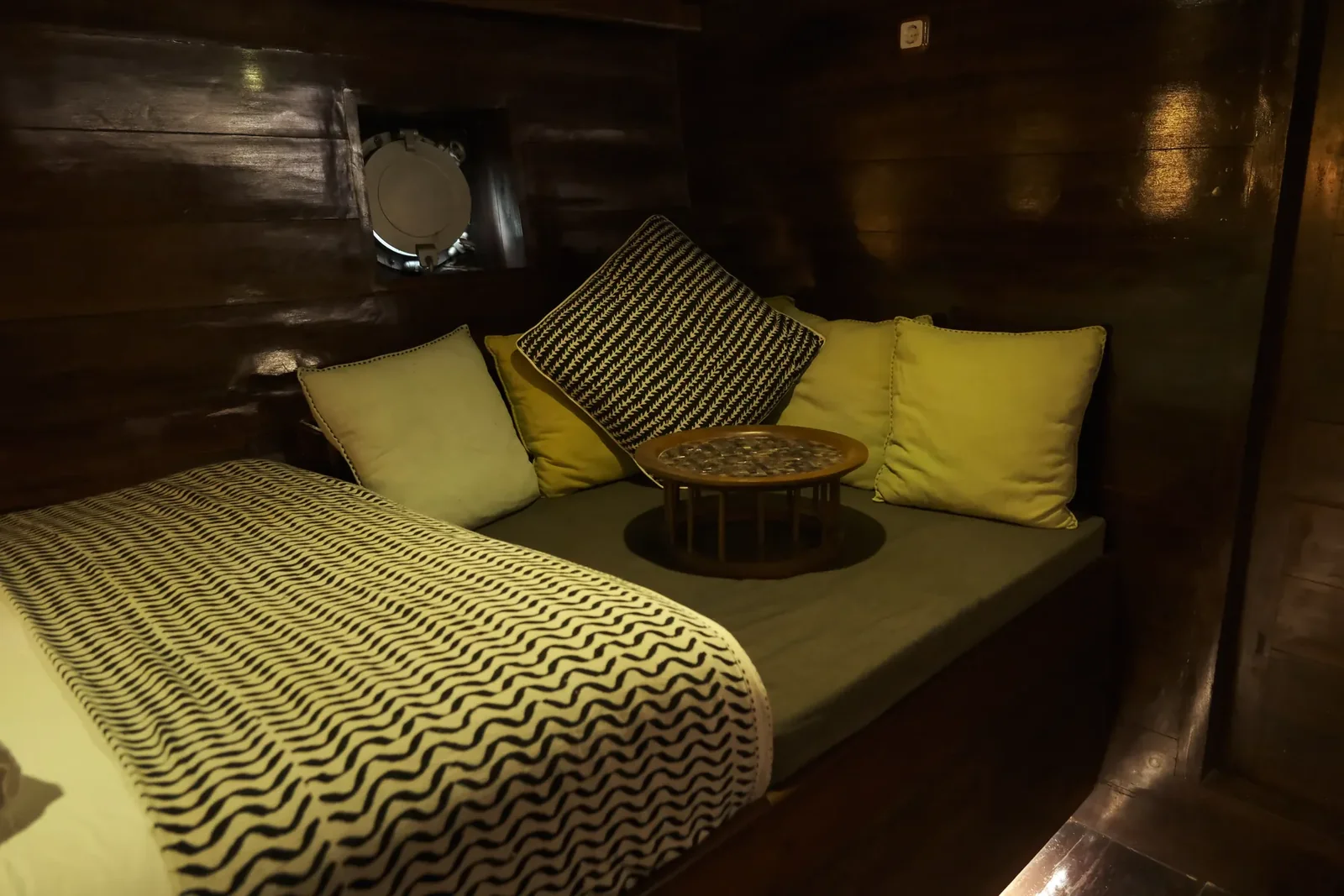 Deluxe Cabin 2