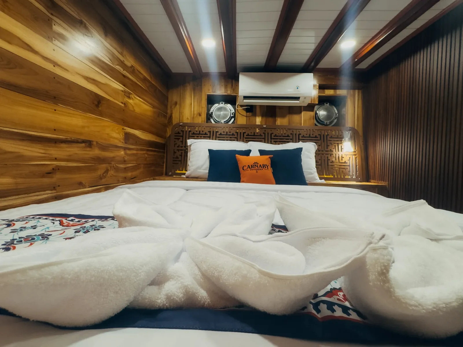 Sinjai Cabin