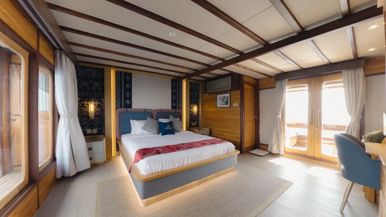 Eiffel Cabin