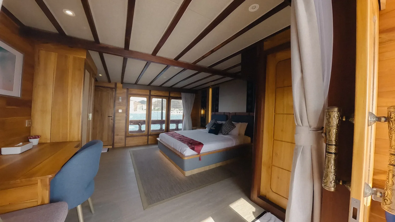 Eiffel Cabin