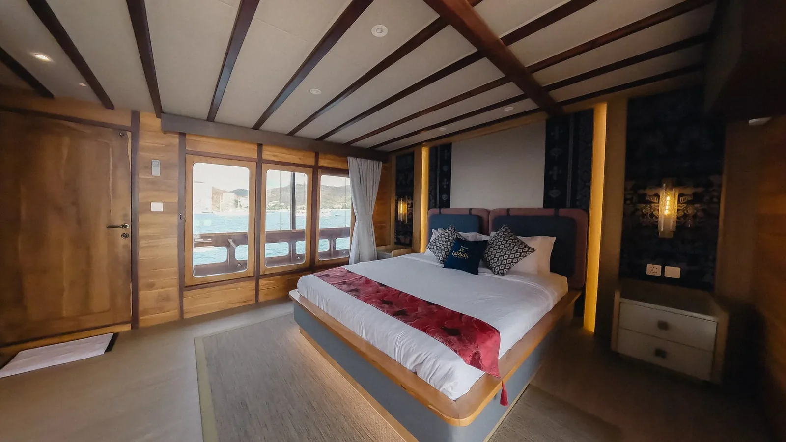 Eiffel Cabin