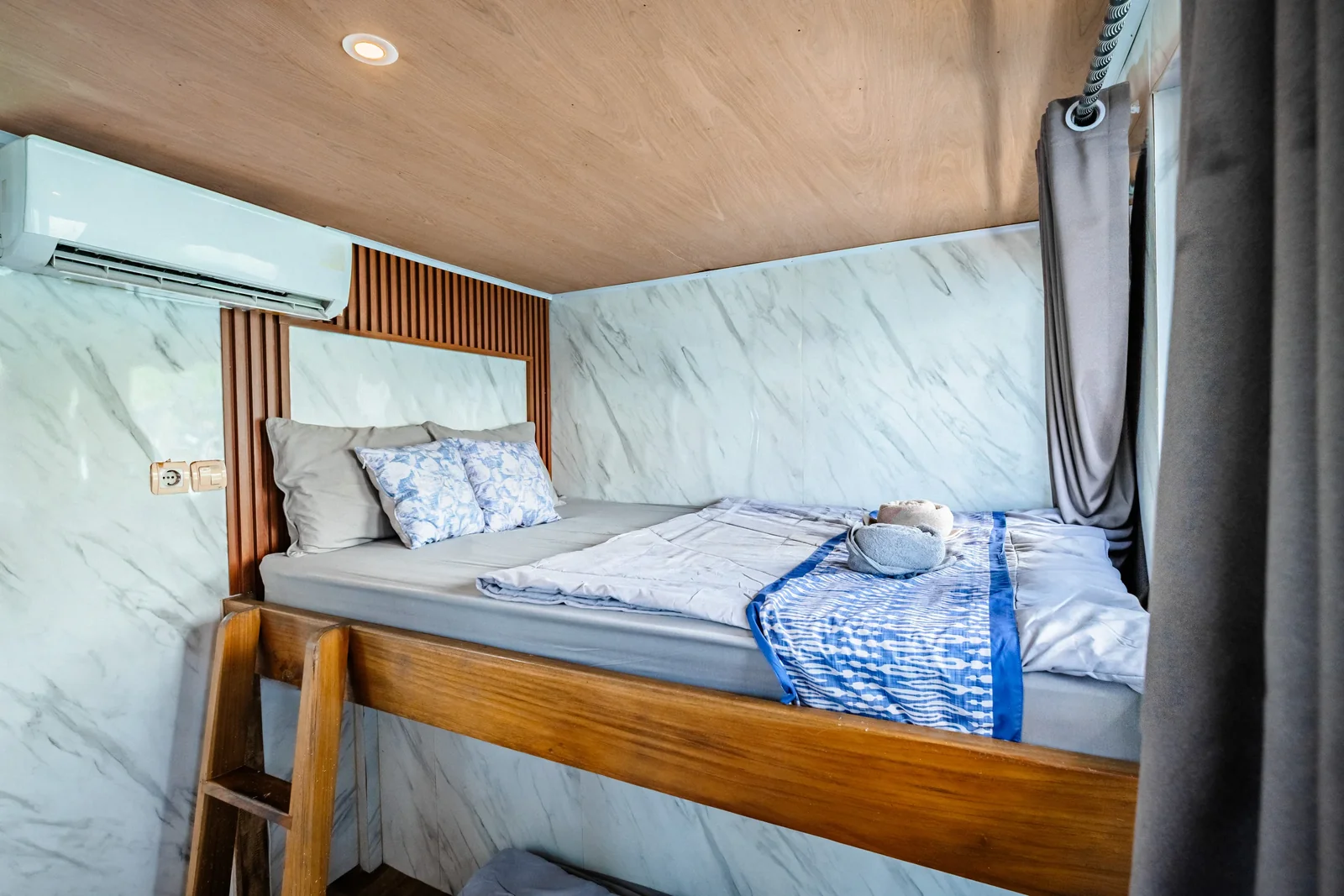 Shared Cabin