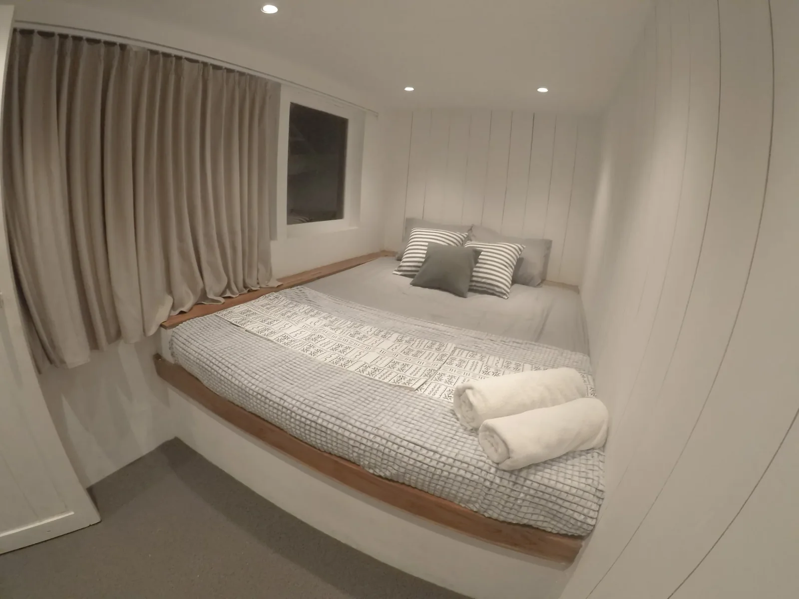 Rinca Cabin