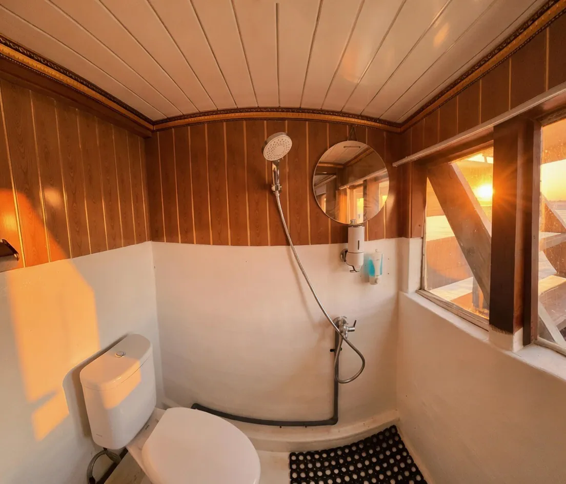 Maluku Cabin