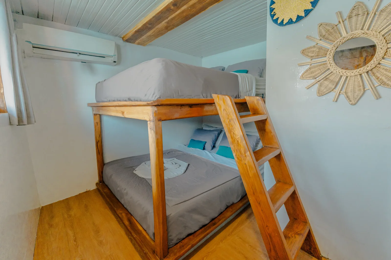 Shared Cabin 2