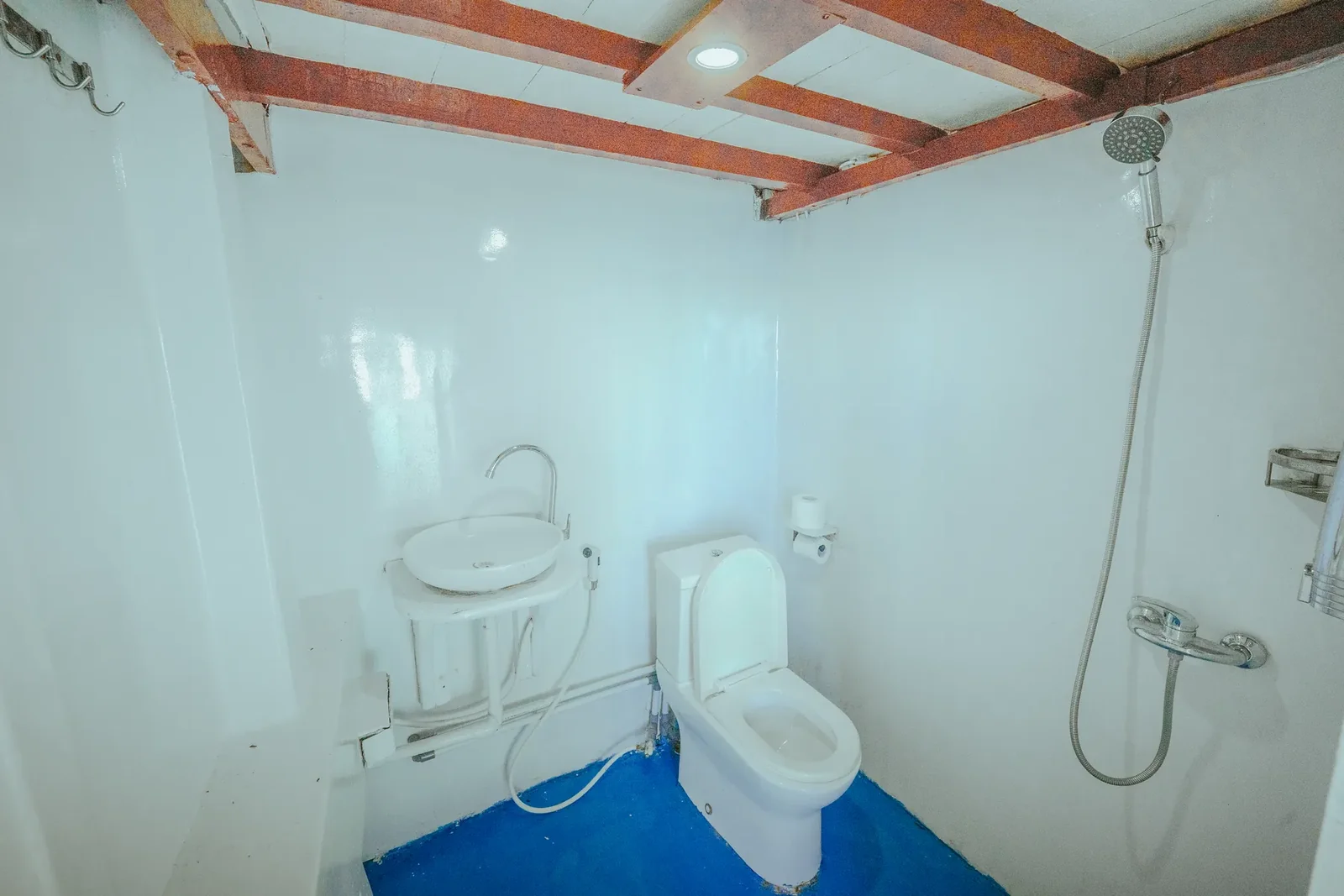 Full Ocean Cabin