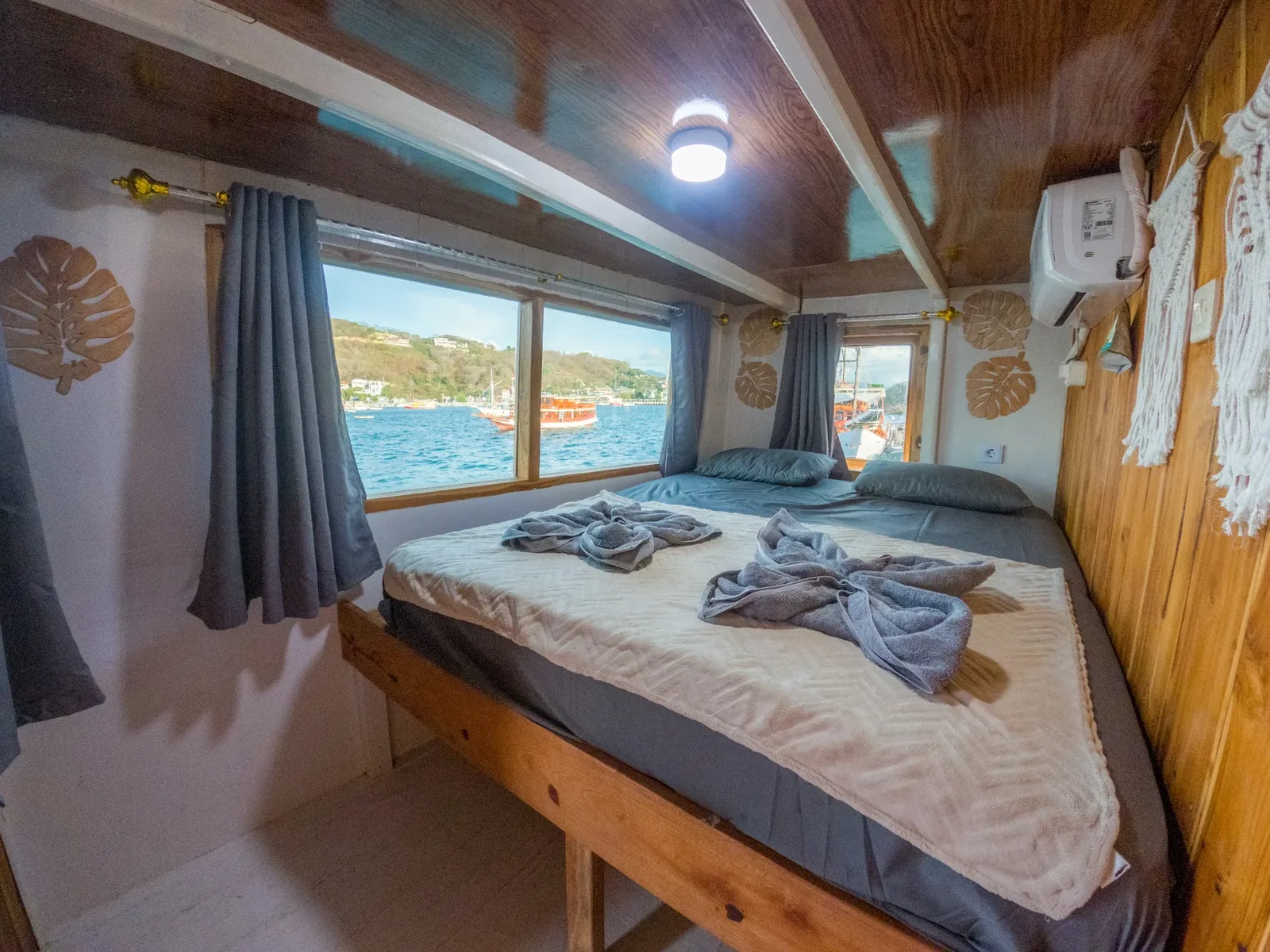 Deluxe Cabin