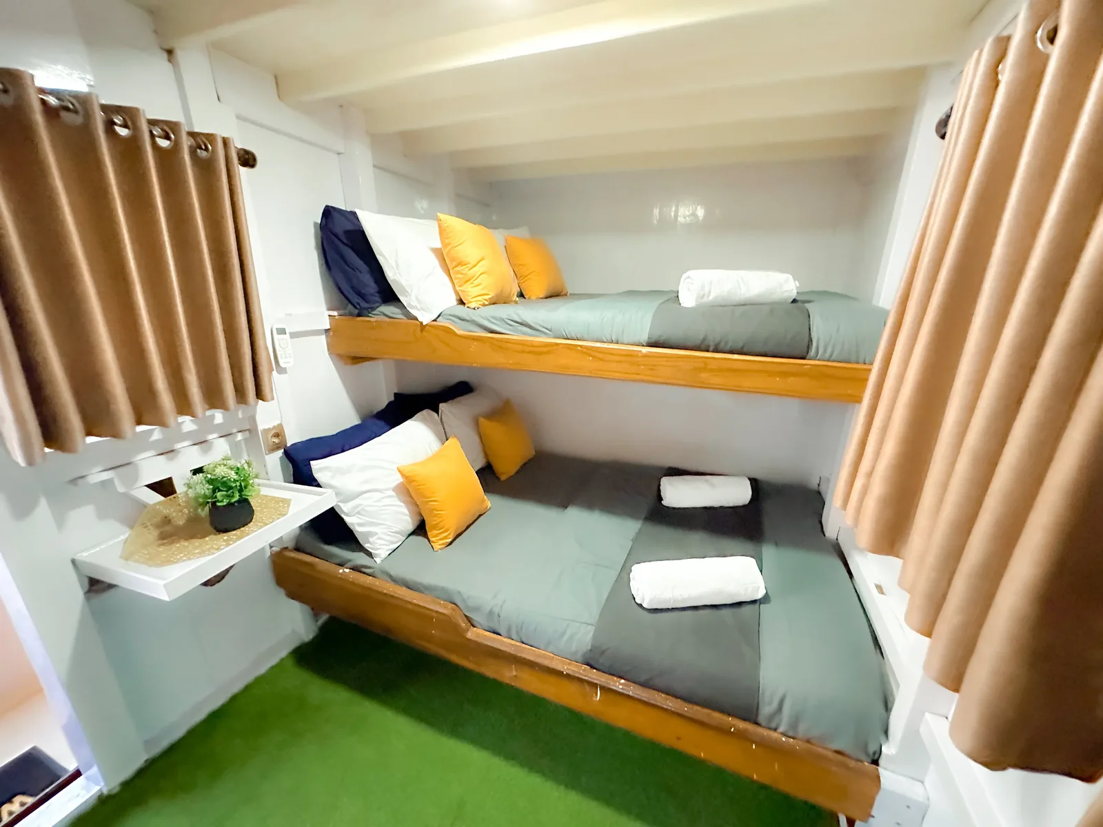 Superior Cabin
