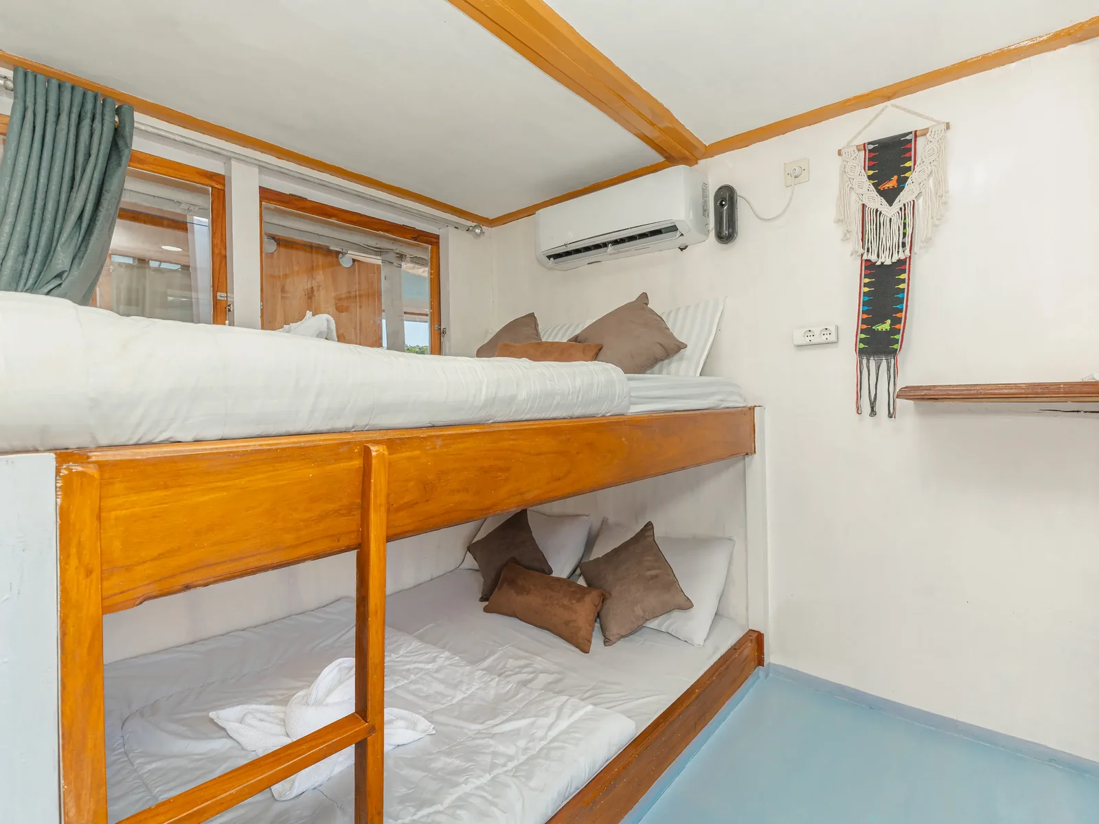 Shared Cabin