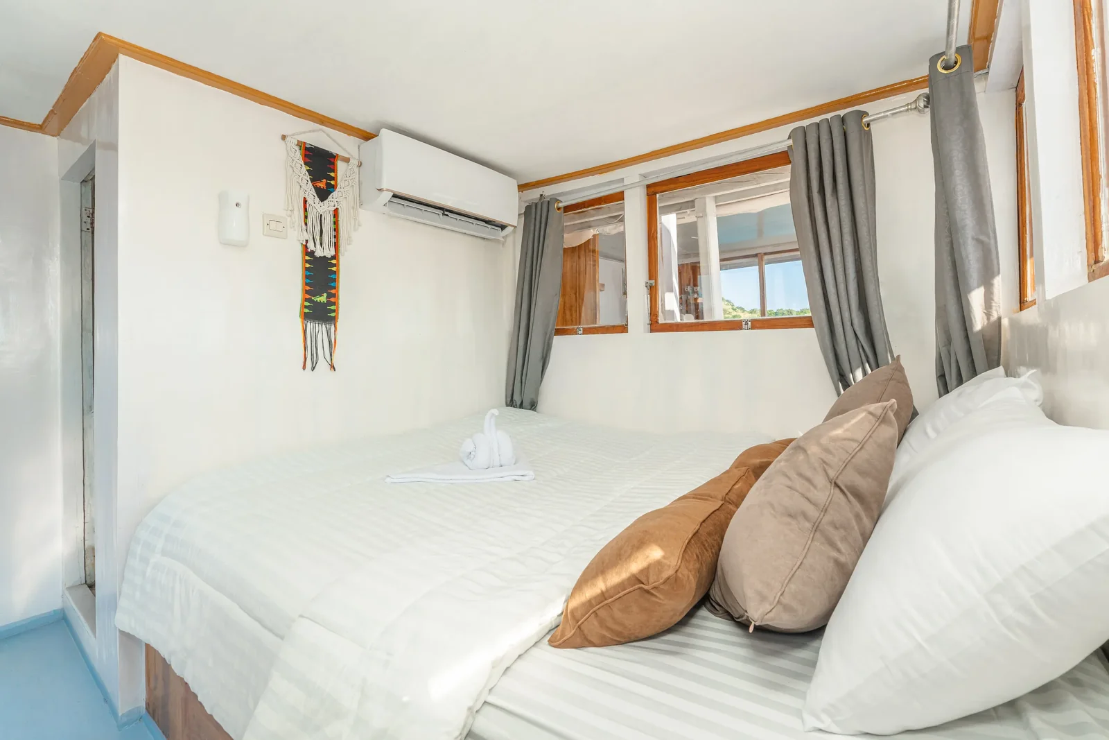 Suite Cabin