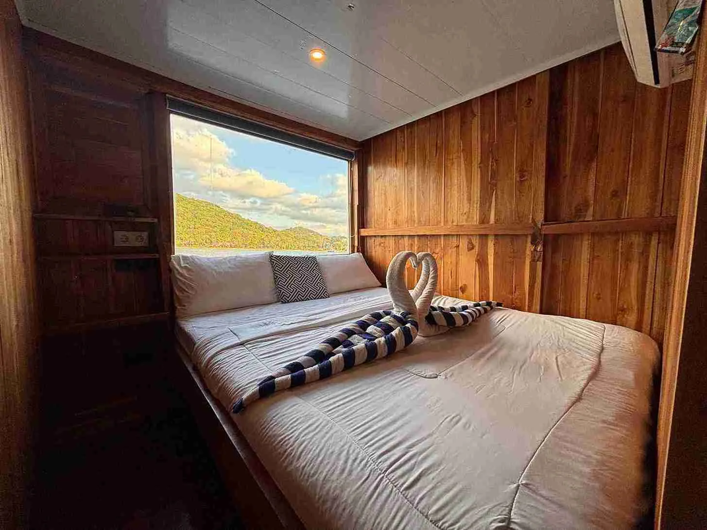 Asia Cabin - 1
