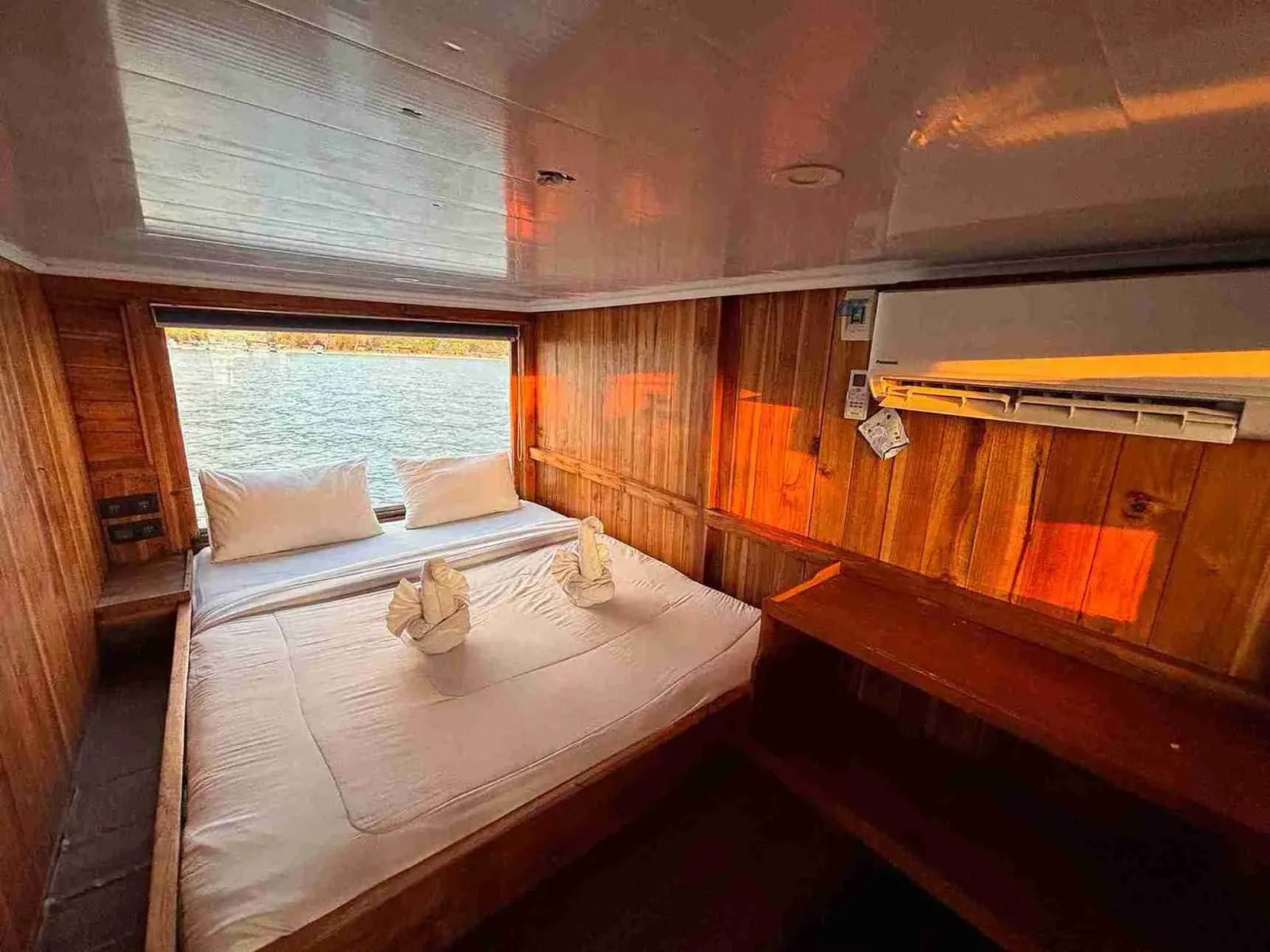 Sydney Cabin