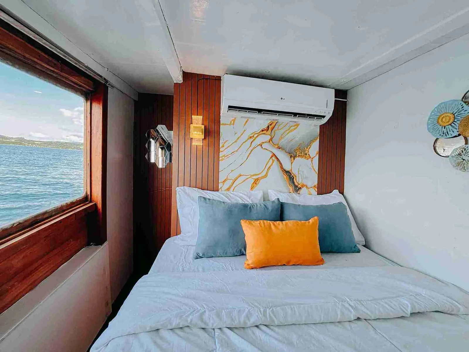 Private Cabin
