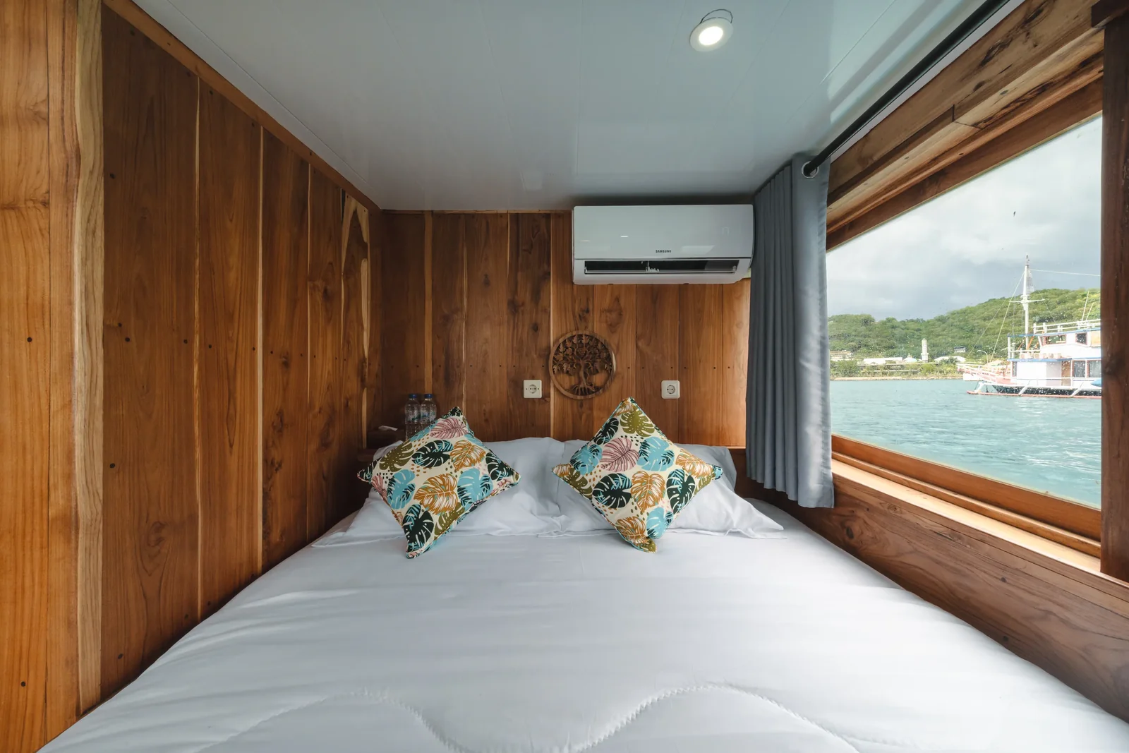 Master Balcony Cabin