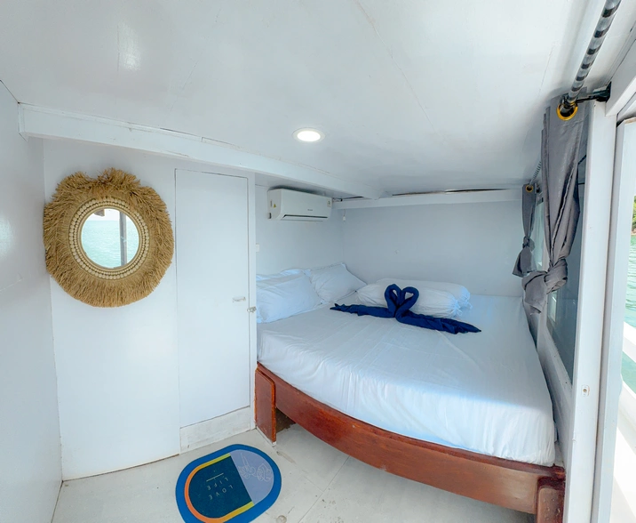 Private Cabin 2