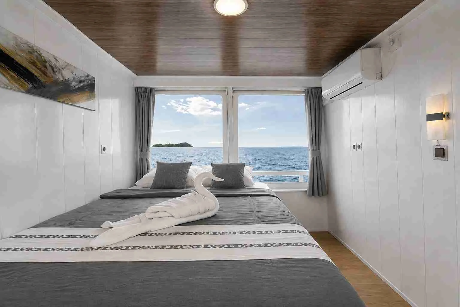 Private Cabin 1