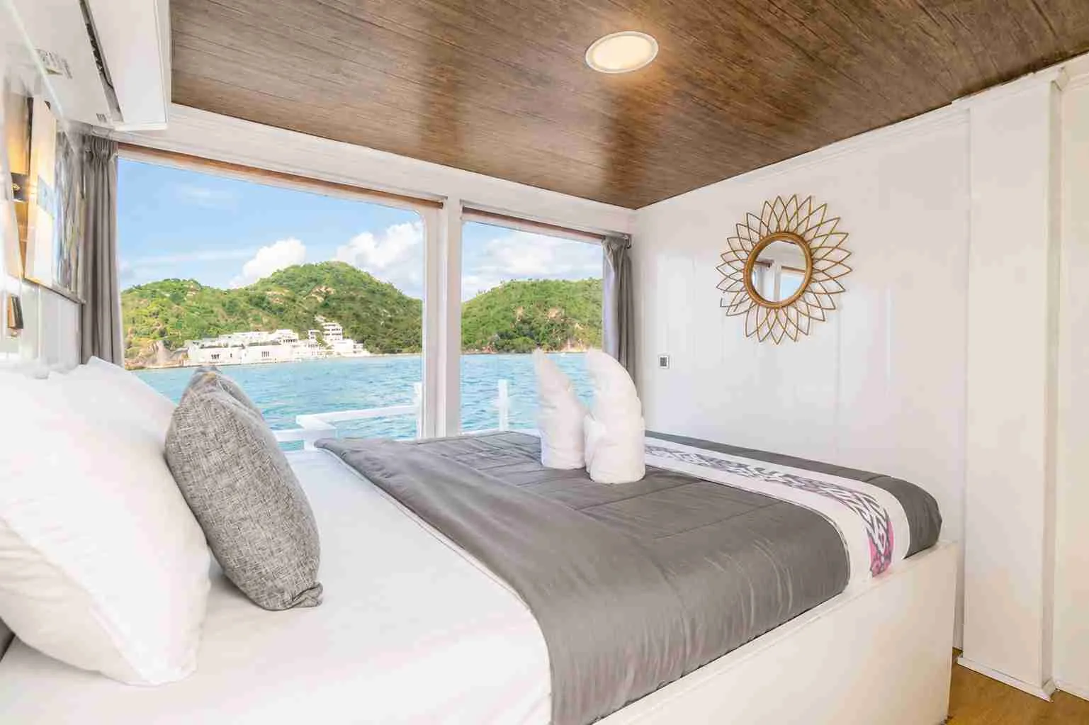 Private Cabin 2