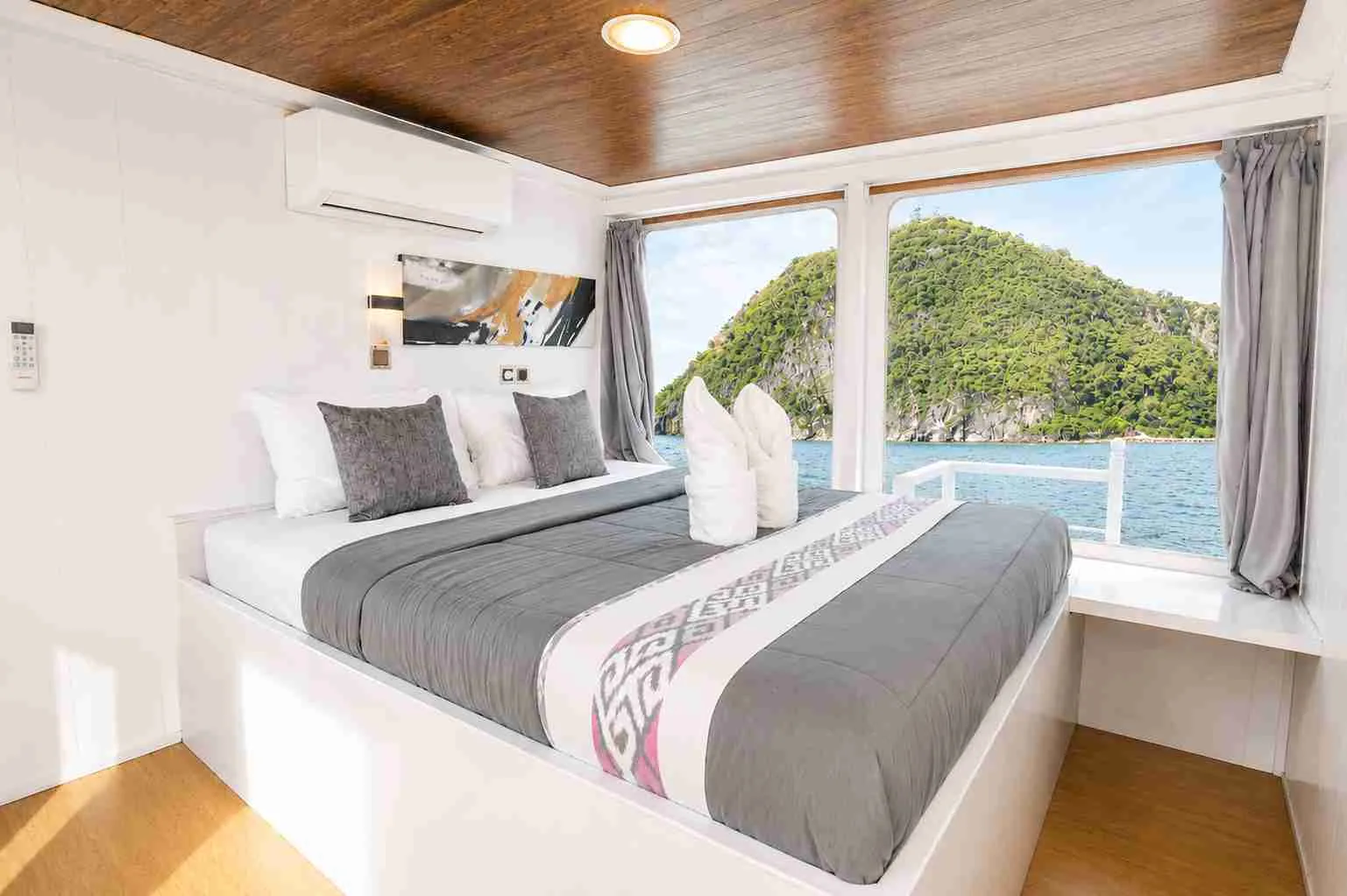 Private Cabin 2