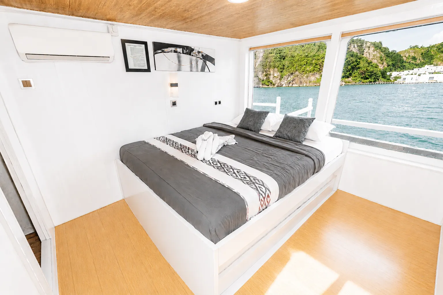 Private Cabin
