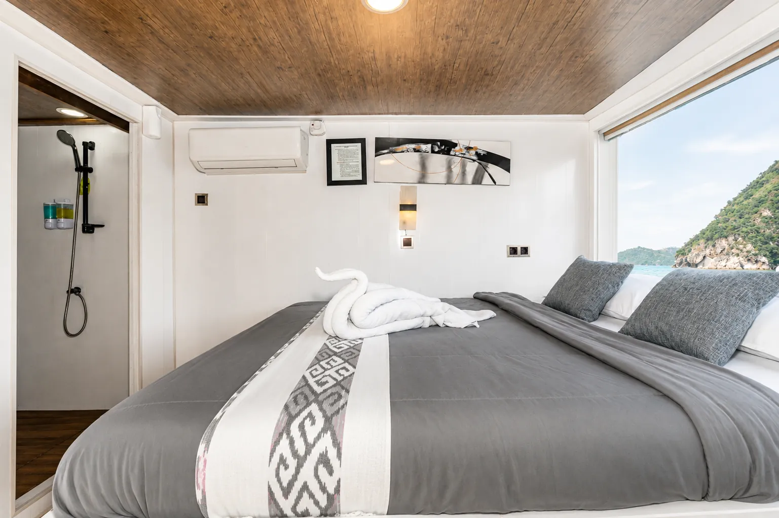 Private Cabin