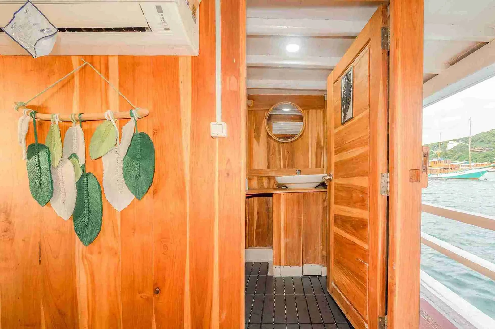 Master Cabin