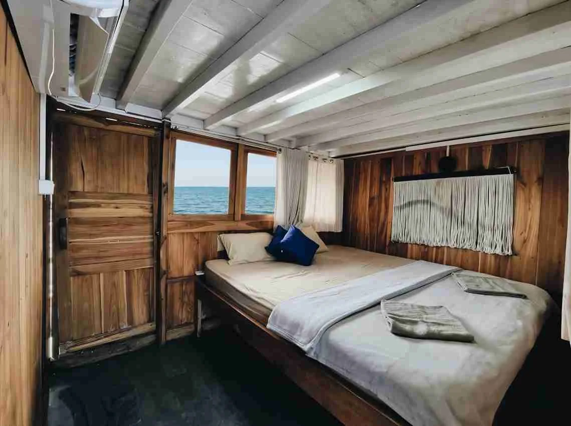 Private Cabin
