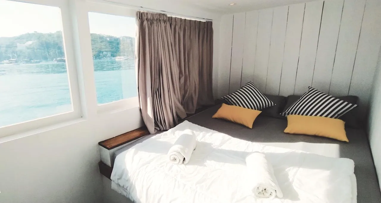 Rinca Cabin