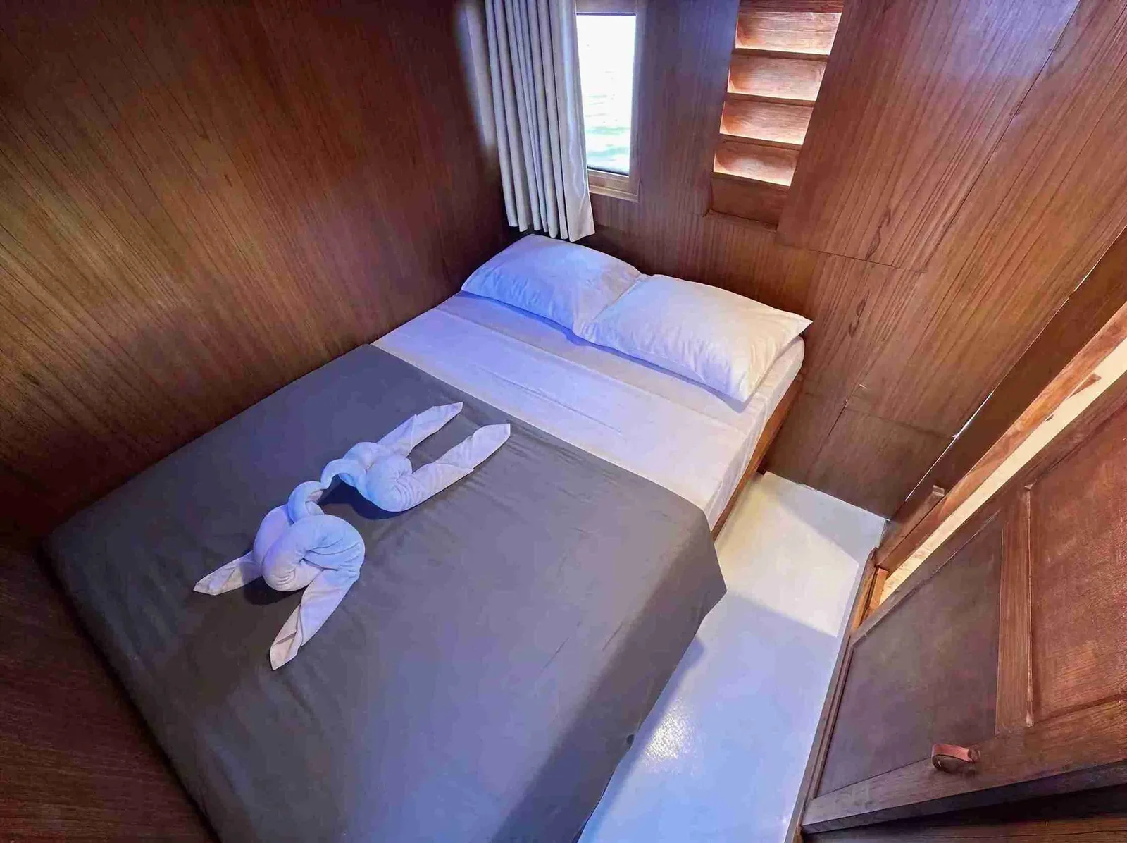 Private Cabin