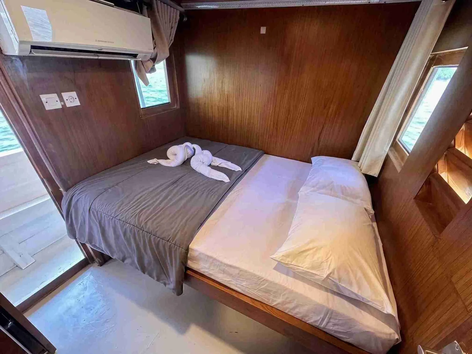 Private Cabin