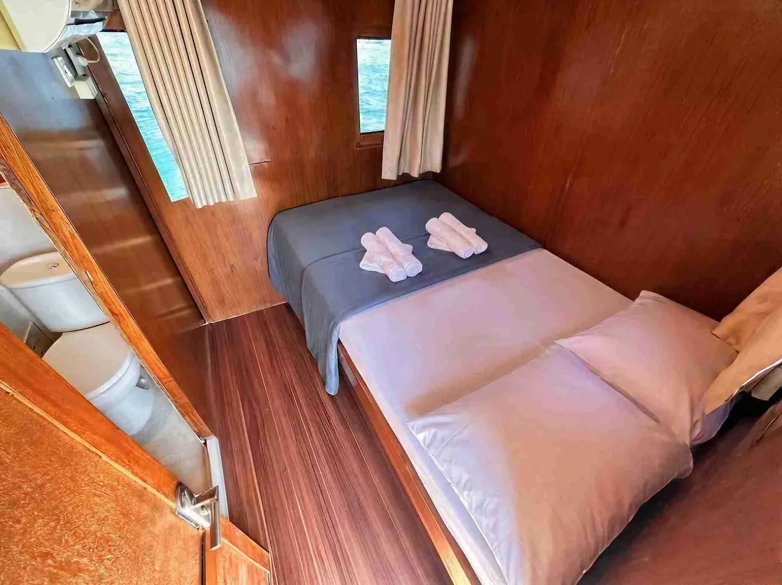 Private Cabin
