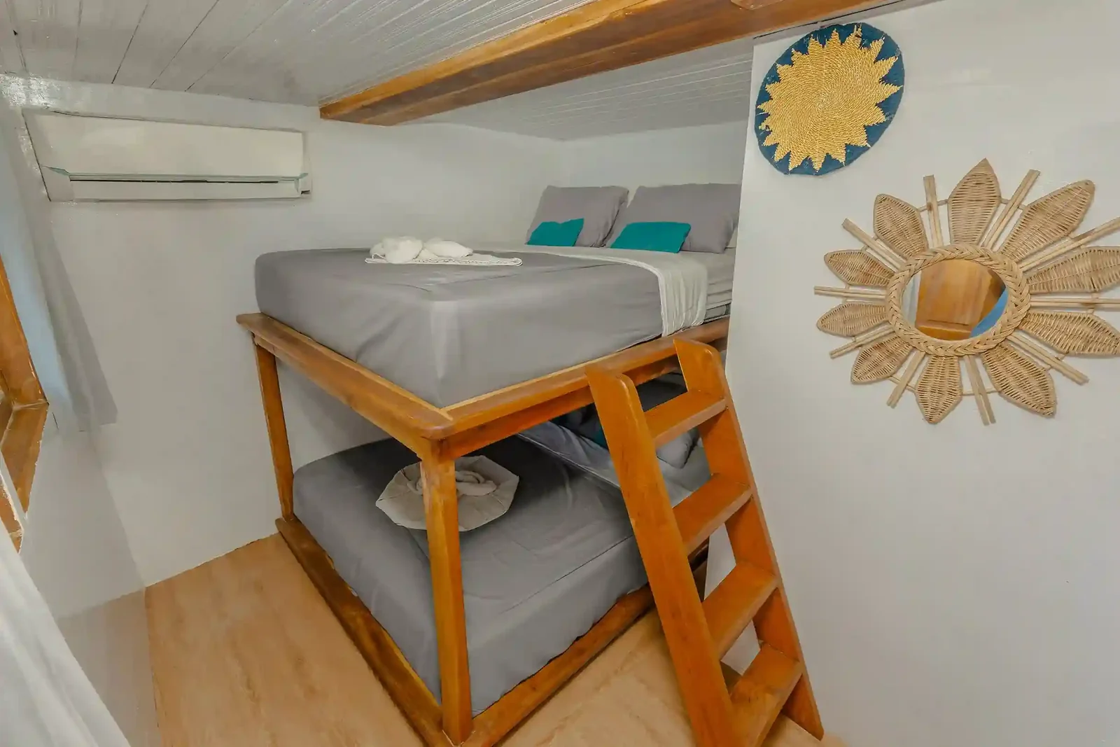 Shared Cabin 2