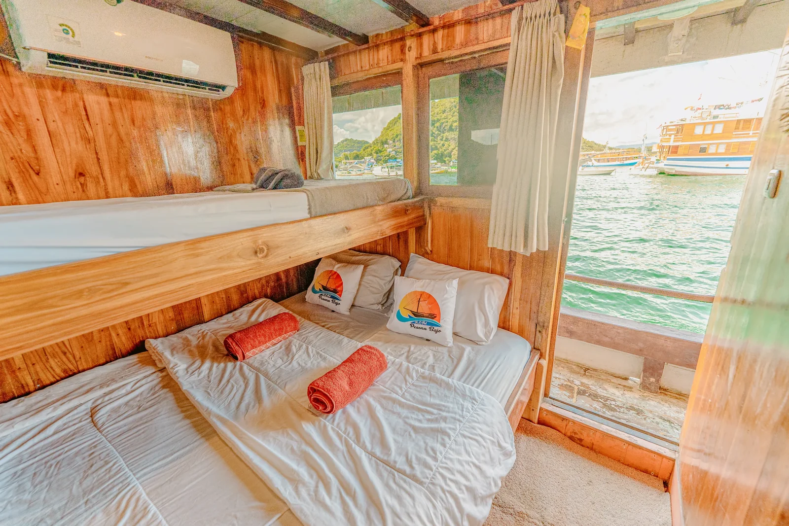 Triple Cabin