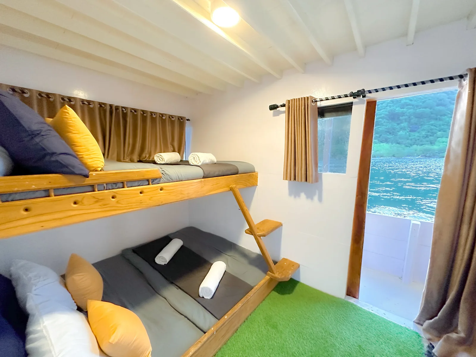 Deluxe Cabin