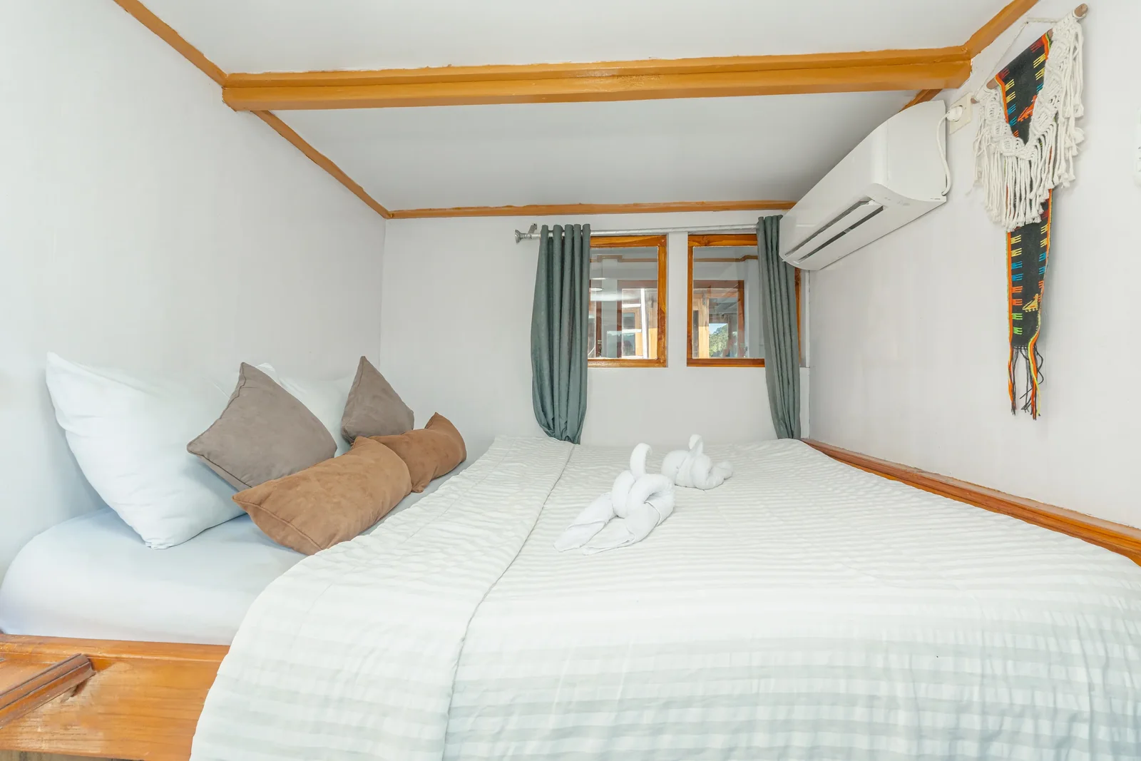 Deluxe Cabin