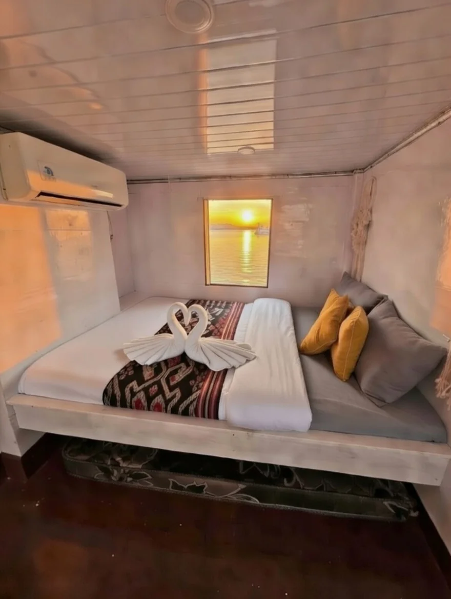 Surabaya Cabin