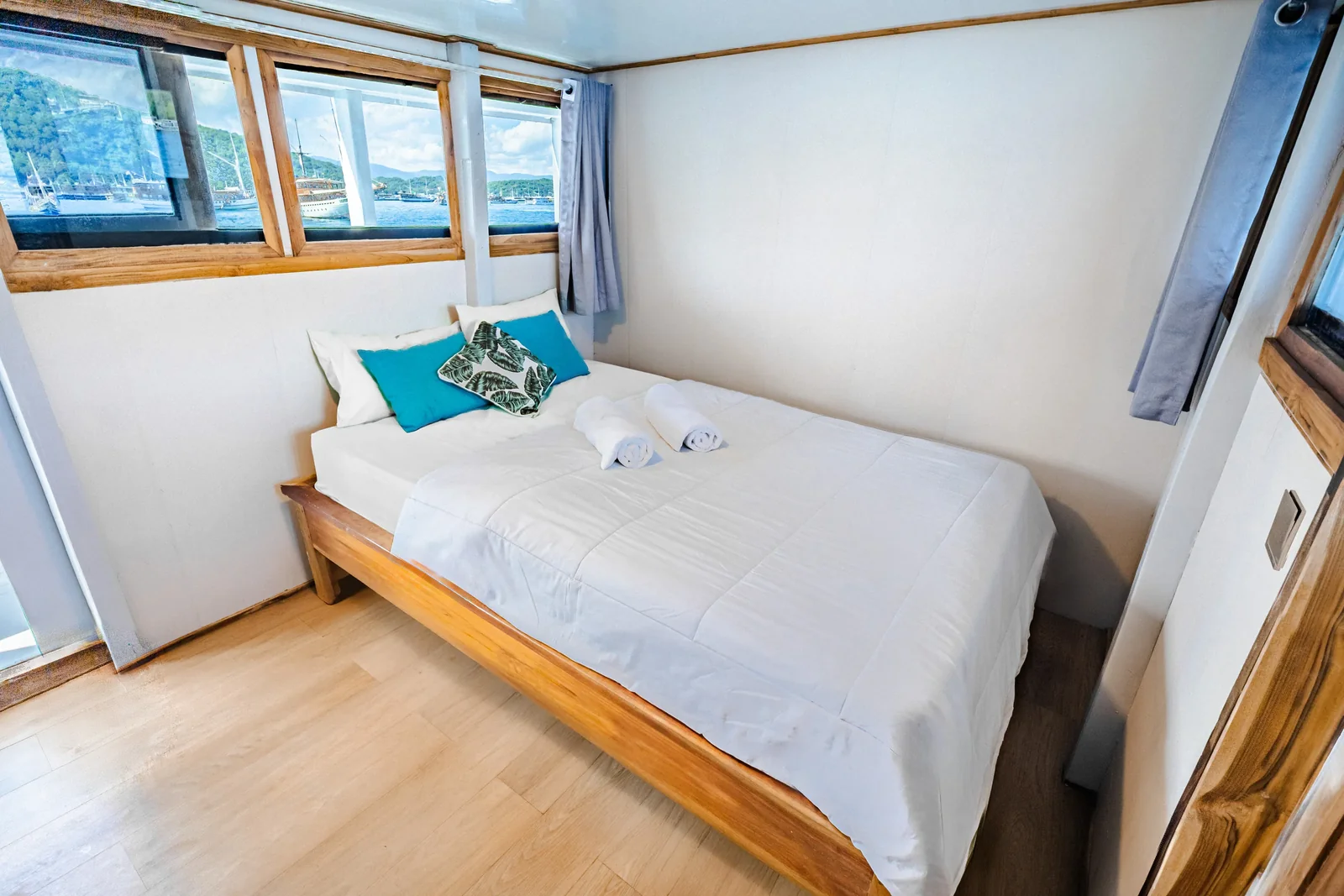 Private Cabin 1