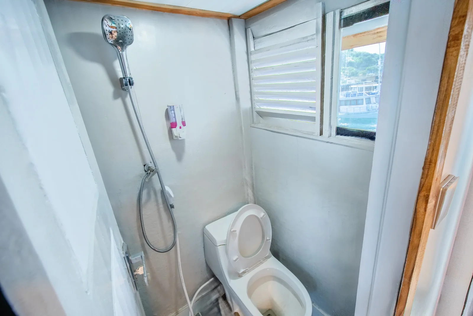 Private Cabin 1