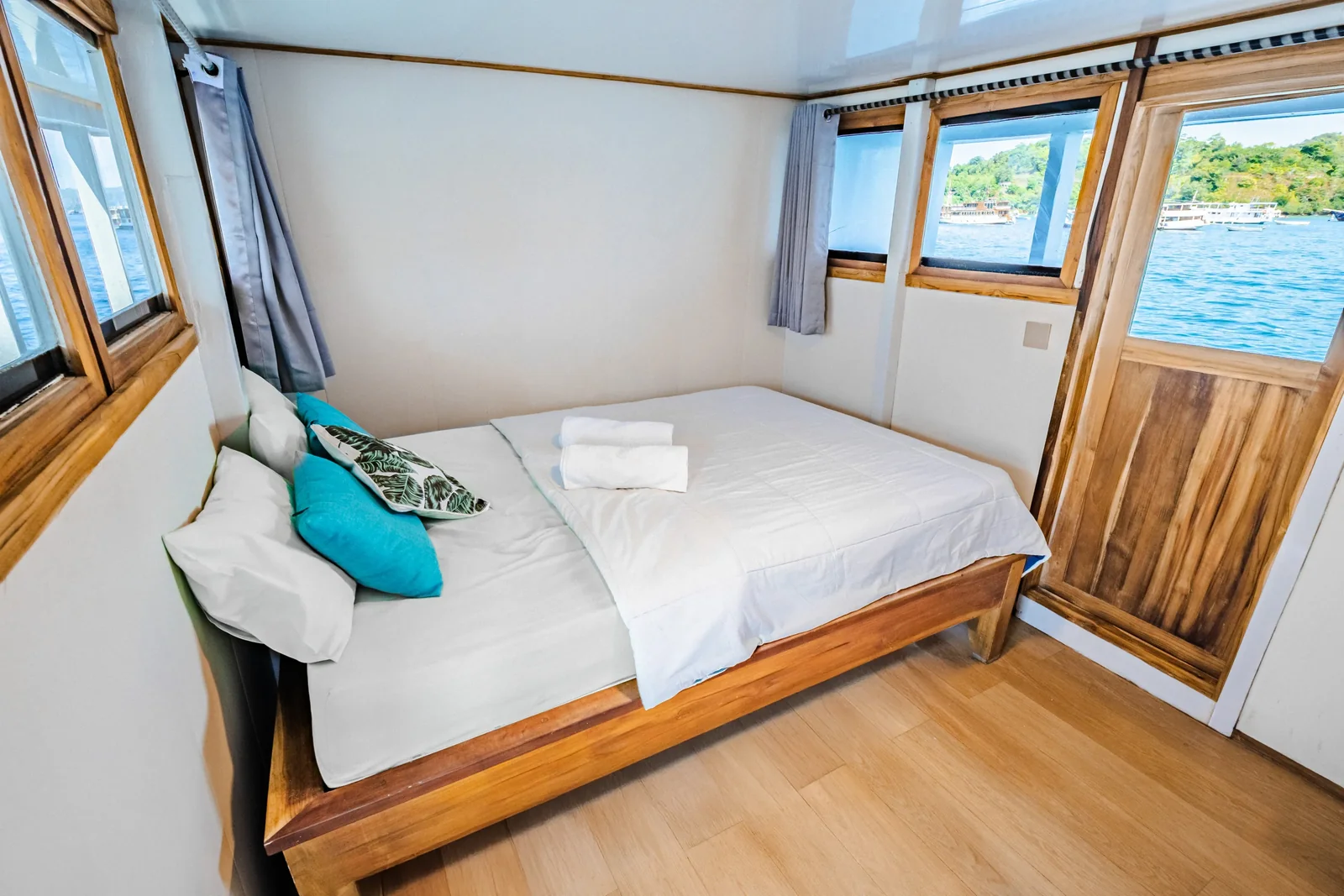 Private Cabin 1